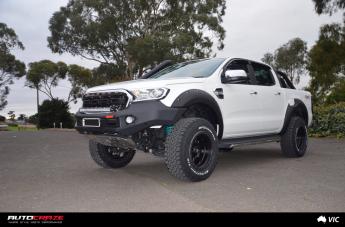 FORD-RANGER-TROPHY-MATTE-BLACK-WITH-ANTHRACITE-RING